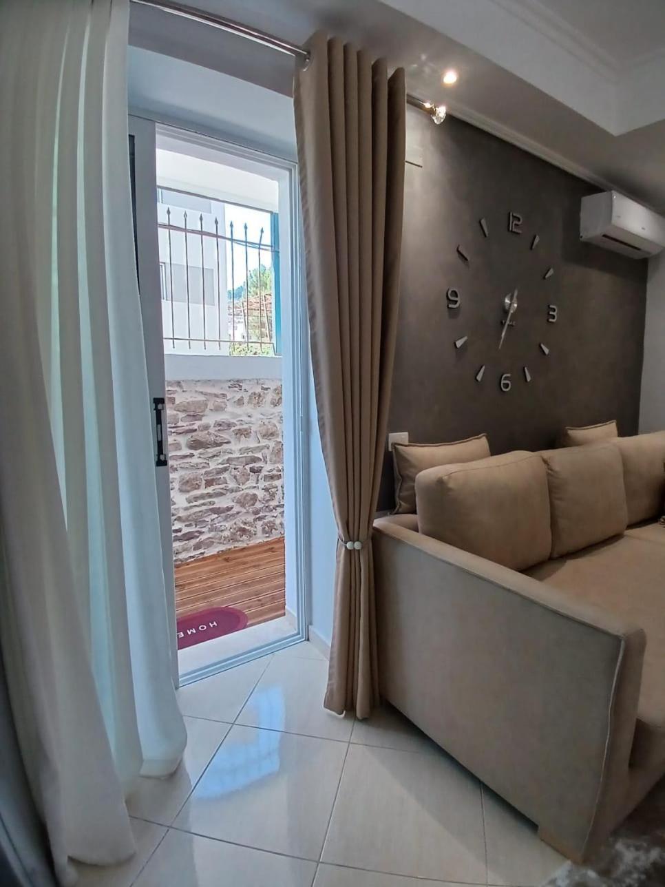 Mato Apartment Gjirokaster Luaran gambar